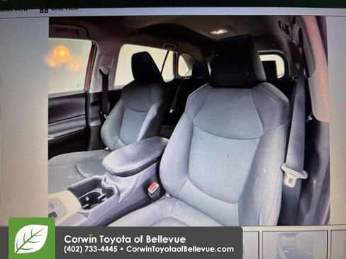 Used 2023 Toyota RAV4 LE image 17