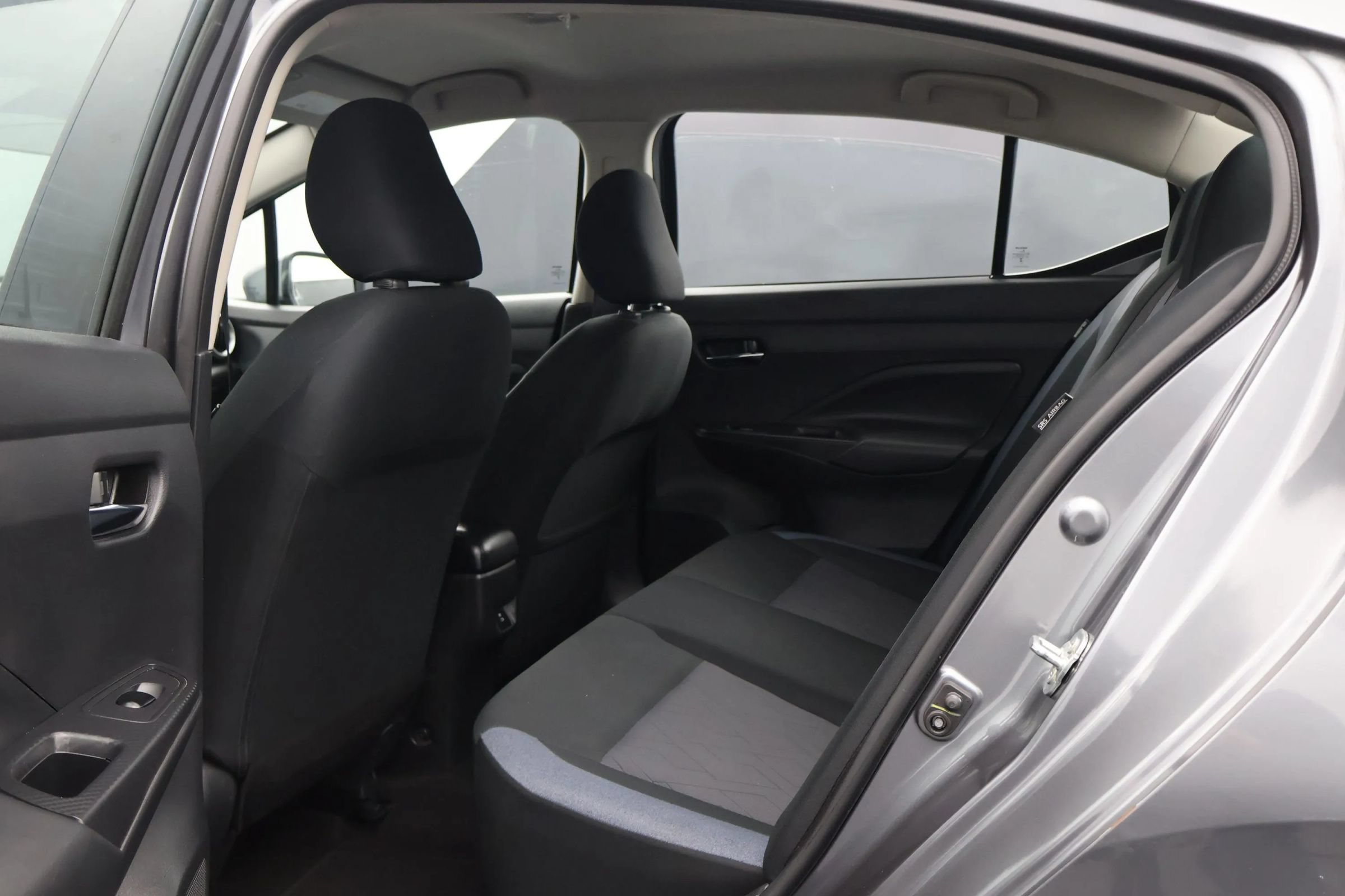 Used 2023 Nissan Versa SV FWD image 15