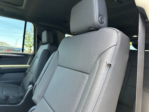 New 2026 Chevrolet Suburban Z71 w/ Z71 Off-Road Package AWD/4WD image 22