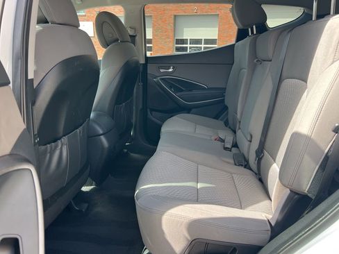 Used 2017 Hyundai Santa Fe Sport image 22