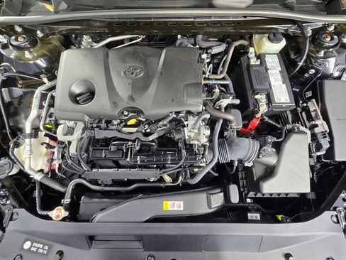 Used 2023 Toyota Camry LE image 11