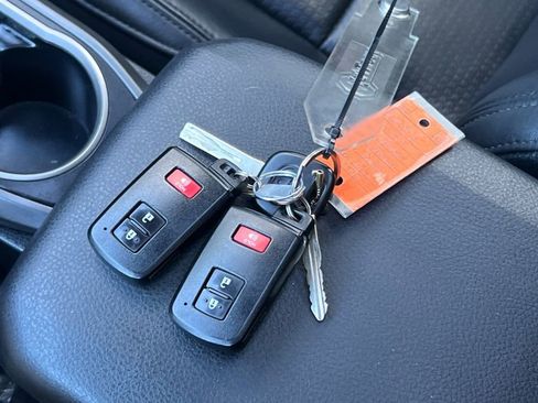 Certified 2023 Toyota Tacoma TRD Off-Road w/ TRD Premium Off Road Package image 12