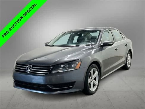 Used 2012 Volkswagen Passat 2.5 SE image 1