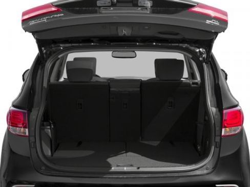 Used 2017 Hyundai Santa Fe Limited image 15