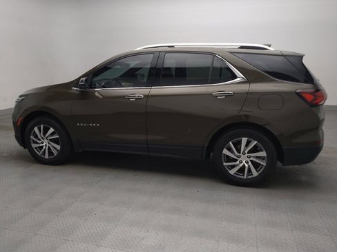 Used 2023 Chevrolet Equinox Premier AWD/4WD image 3