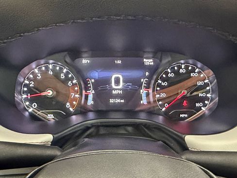 Used 2025 Jeep Compass Limited AWD/4WD image 40