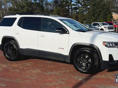 Used 2023 GMC Acadia AT4 w/ Technology Package image 4