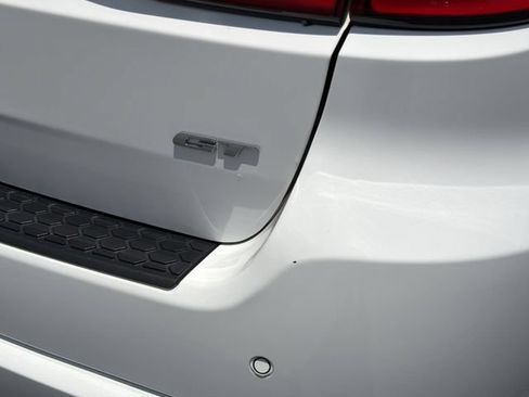 Used 2024 Dodge Durango GT RWD image 6