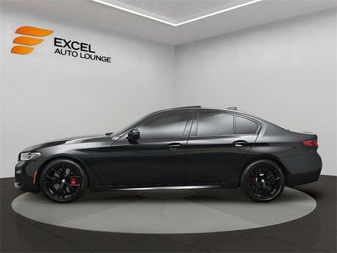 Used 2023 BMW 540i xDrive 540i xDrive w/ M Sport Package image 2