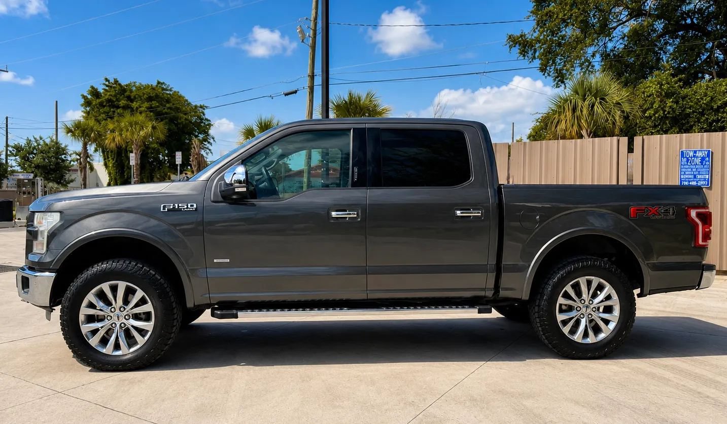 Used 2015 Ford F150 Lariat w/ Equipment Group 502A Luxury AWD/4WD image 5