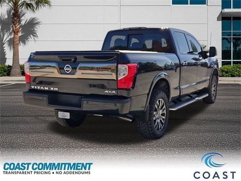 Used 2016 Nissan Titan Platinum Reserve image 6