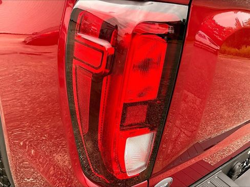 Used 2020 GMC Sierra 1500 SLE w/ SLE Value Package AWD/4WD image 28