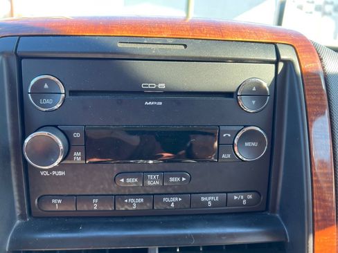 Used 2010 Ford Explorer Eddie Bauer image 14