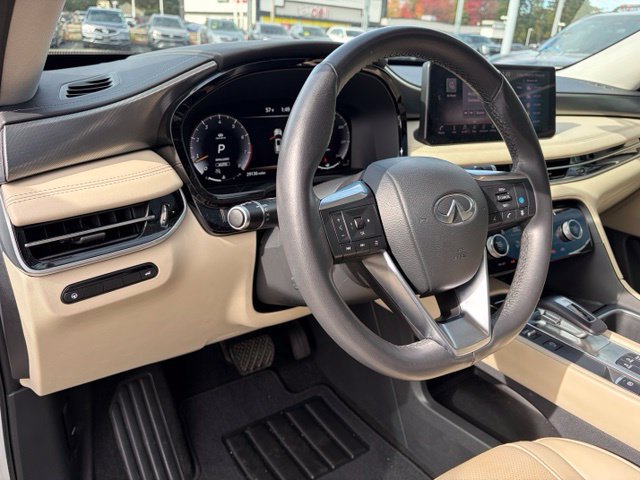 Certified 2023 INFINITI QX60 Luxe w/ Cargo Package AWD/4WD image 11