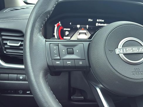 Used 2024 Nissan Rogue SL w/ SL Premium Package FWD image 26