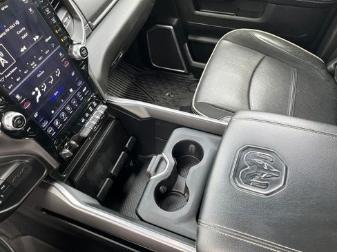 Used 2021 RAM 3500 Laramie AWD/4WD image 15