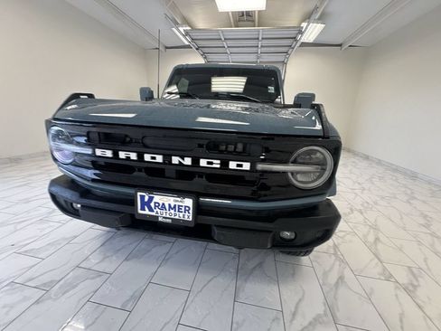 Used 2022 Ford Bronco Outer Banks AWD/4WD image 32