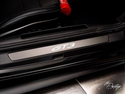 Used 2026 Porsche 911 GT3 RWD image 37