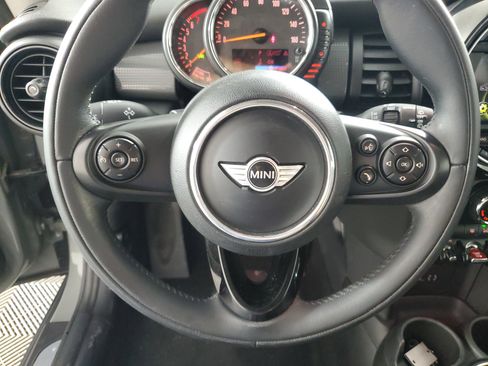 Used 2015 MINI Cooper 2-Door Hardtop image 21