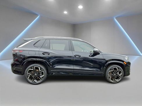 Used 2026 Volkswagen Tiguan SEL R-Line AWD/4WD image 4