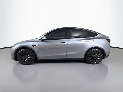 Used 2024 Tesla Model Y Performance AWD/4WD image 8
