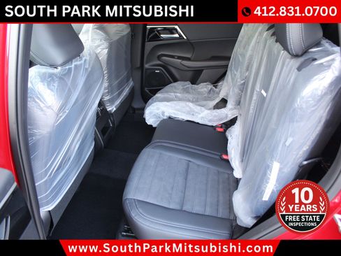 New 2026 Mitsubishi Outlander AWD image 14