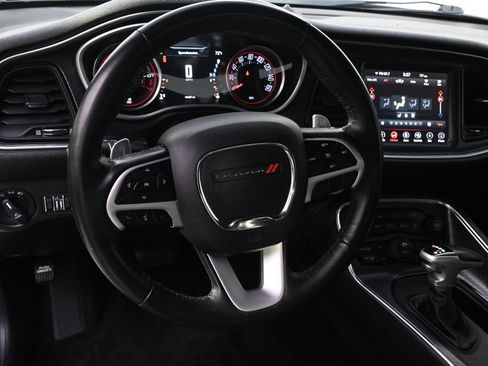 Used 2018 Dodge Challenger GT w/ Driver Convenience Group AWD/4WD image 11