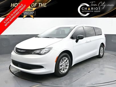New 2025 Chrysler Voyager LX