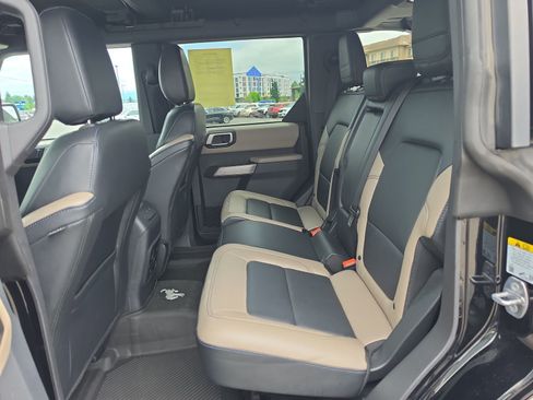 Used 2023 Ford Bronco Wildtrak AWD/4WD image 17