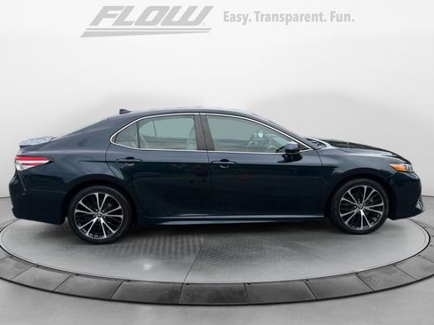 Used 2020 Toyota Camry SE AWD/4WD image 10