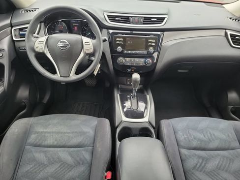 Used 2016 Nissan Rogue S FWD image 13
