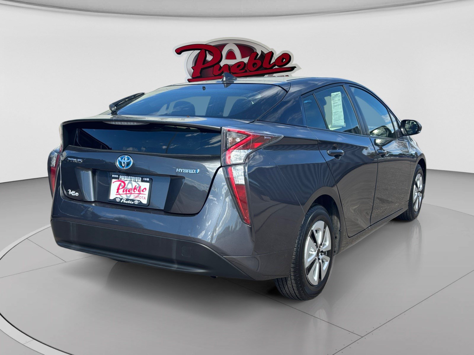 Used 2017 Toyota Prius Two FWD image 5