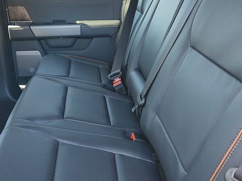 New 2026 Ford F250 Lariat w/ Black Appearance Package image 21