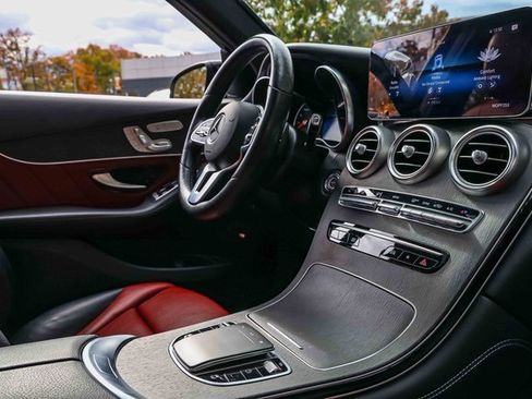 Used 2020 Mercedes-Benz GLC 300 GLC 300 w/ AMG Line image 25