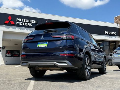 Used 2025 Mitsubishi Outlander SE AWD/4WD image 7