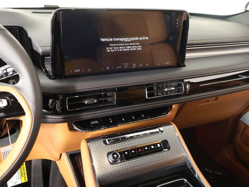 New 2026 Lincoln Aviator Black Label AWD/4WD image 5