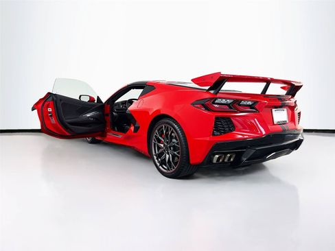 Used 2023 Chevrolet Corvette Stingray Coupe w/ 1LT RWD image 38