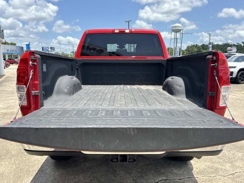 Used 2024 RAM 2500 Big Horn w/ Bed Utility Group AWD/4WD image 8