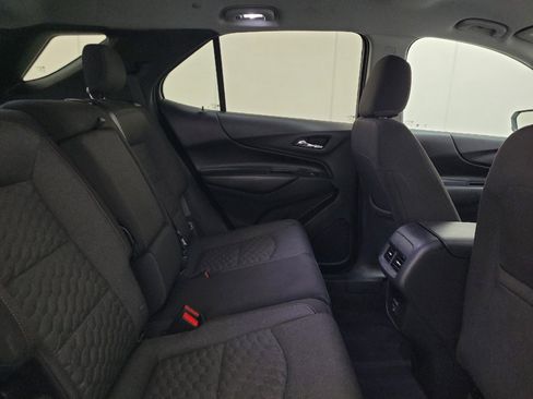 Used 2020 Chevrolet Equinox LT FWD image 19