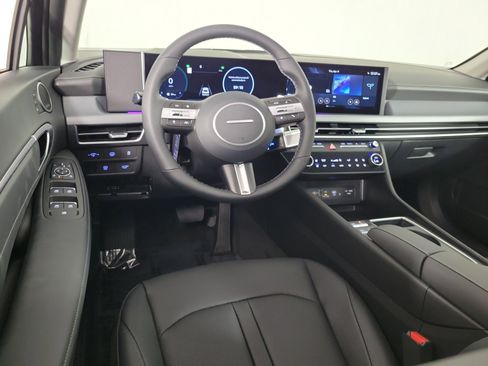 New 2026 Hyundai Sonata Limited FWD image 12