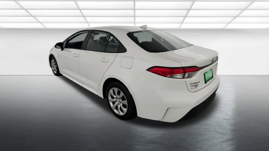 Used 2024 Toyota Corolla LE FWD image 6
