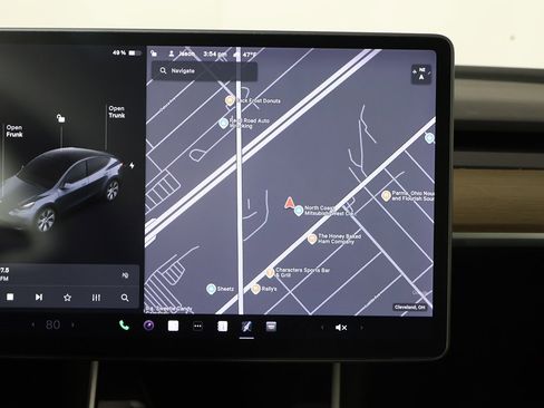 Used 2021 Tesla Model Y Long Range image 43