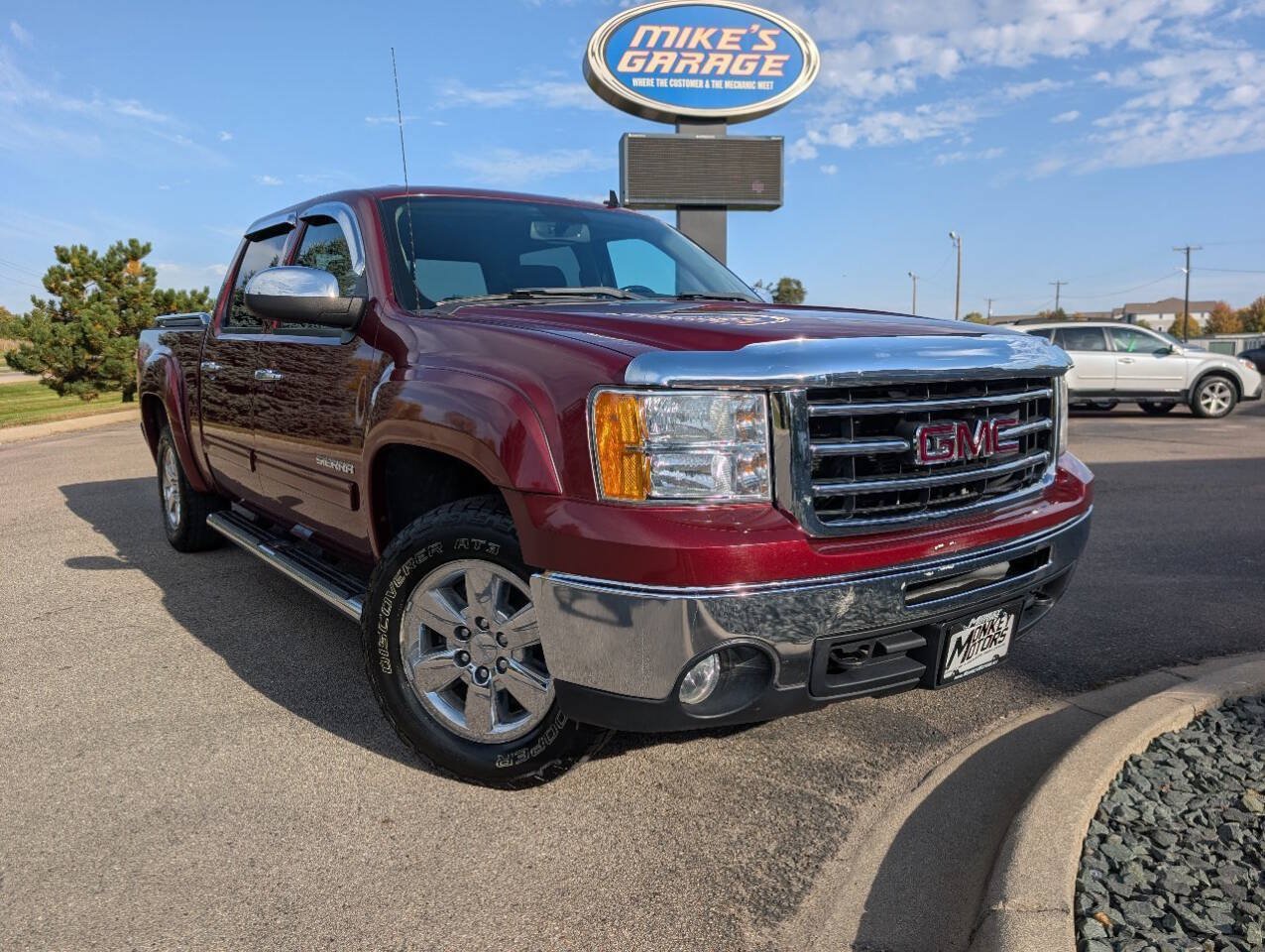 Used 2013 GMC Sierra 1500 SLE w/ Power Tech Package AWD/4WD image 2