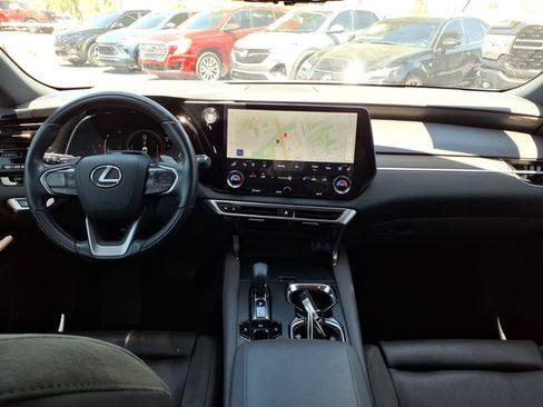 Used 2024 Lexus RX 350 FWD w/ Convenience Package image 16