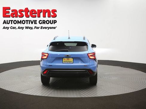 Used 2024 Chevrolet Trax RS w/ Driver Confidence Package FWD image 36