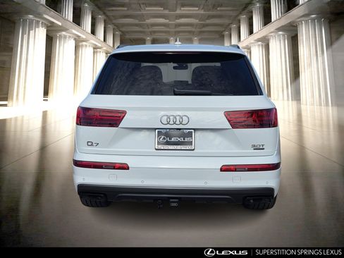 Used 2018 Audi Q7 3.0T Prestige w/ Prestige Package image 5