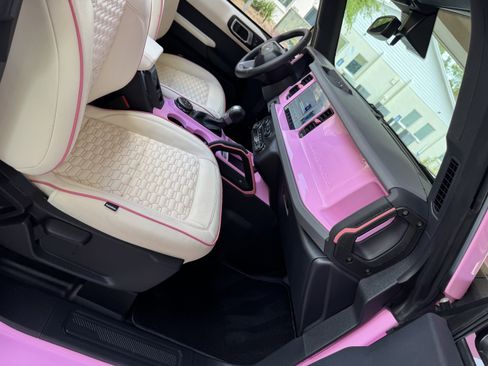 Used 2024 Ford Bronco Big Bend image 39