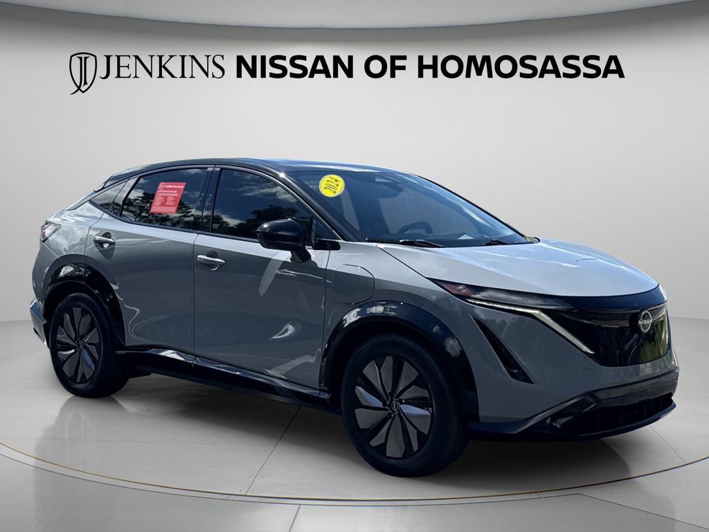Used 2024 Nissan Ariya AWD image 5