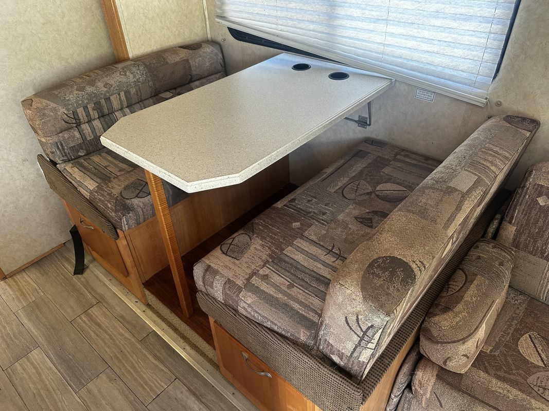 Used 2006 Ford E-450 and Econoline 450 RWD image 33