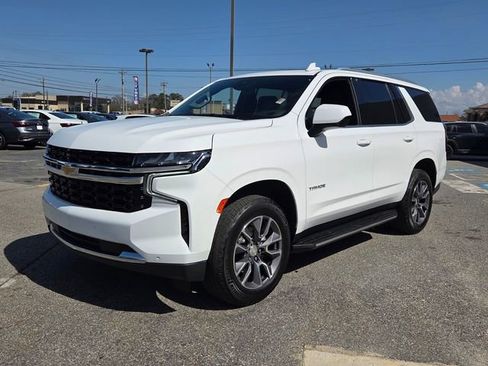 Used 2023 Chevrolet Tahoe LS image 3